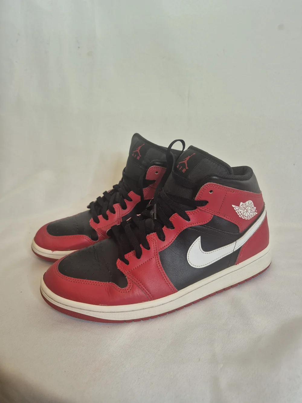 Nike Air Jordan  1 Mid  Men’s  Sneakers — Black/Red/White
